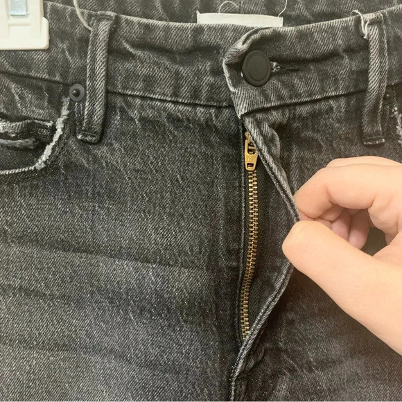 Good American Good Mom High Waist Jeans - Picture 7 of 12